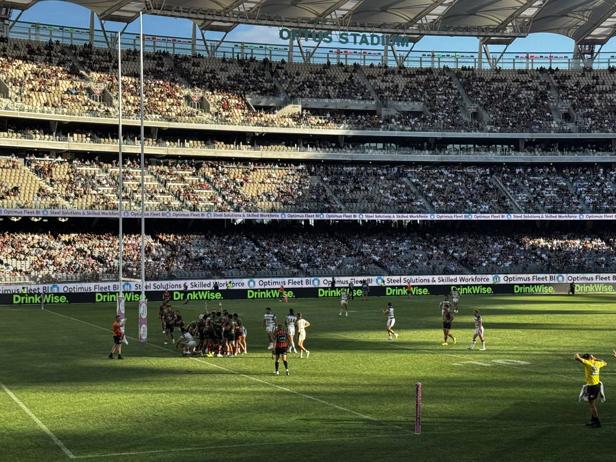 Maddenco2's tweet photo. @NRL double header in Perth 💪💪💪 https://t.co/M7d6yAwQqd