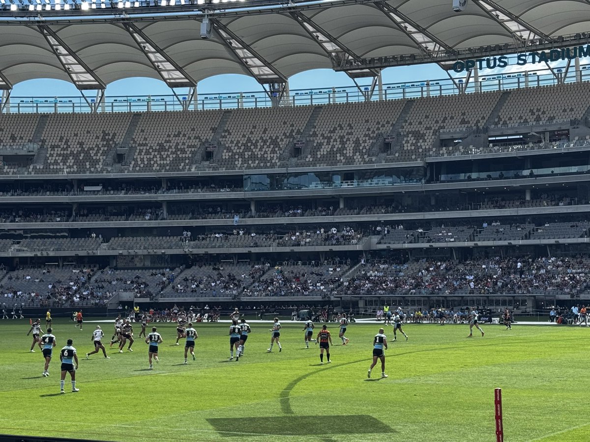 Maddenco2's tweet photo. @NRL double header in Perth 💪💪💪 https://t.co/M7d6yAwQqd