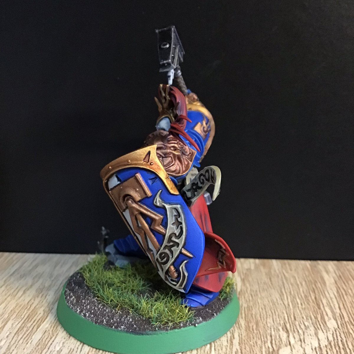 KnightLightMini's tweet photo. Stormcast Eternal 

#warhammer #warhammer40k #warhammerfantasy #warhammerageofsigmar #warhammeraos #stormcasts #stormcastsequitors #stormcasteternal #ageofsigmar #miniatures #miniature #minis #model #models #painting #paintings #paintingwarhammer #warhammercommunity https://t.co/wtuMuuG1fT