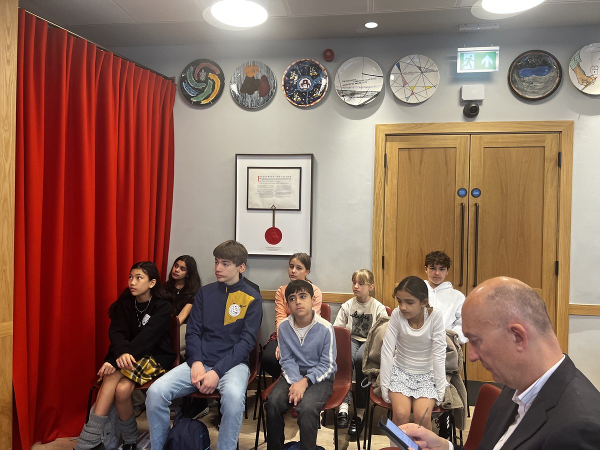 On March 29th, we held Archimake’s project review, showcasing work from our workshops at <a href="/Cambridge_Uni/">Cambridge University</a>, <a href="/templebarlondon/">Temple Bar London</a>, and the <a href="/aaschool/">aaschool</a>. It was a fantastic celebration of our young architects' creativity and talent. Great job, everyone!
Find out more: archimake.org/contact
