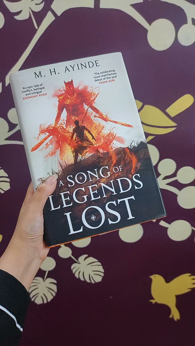 sohineedey's tweet photo. Thank you @orbitbooks for all the #bookmails 🥹💜🌻 https://t.co/xPGvAn9AjH