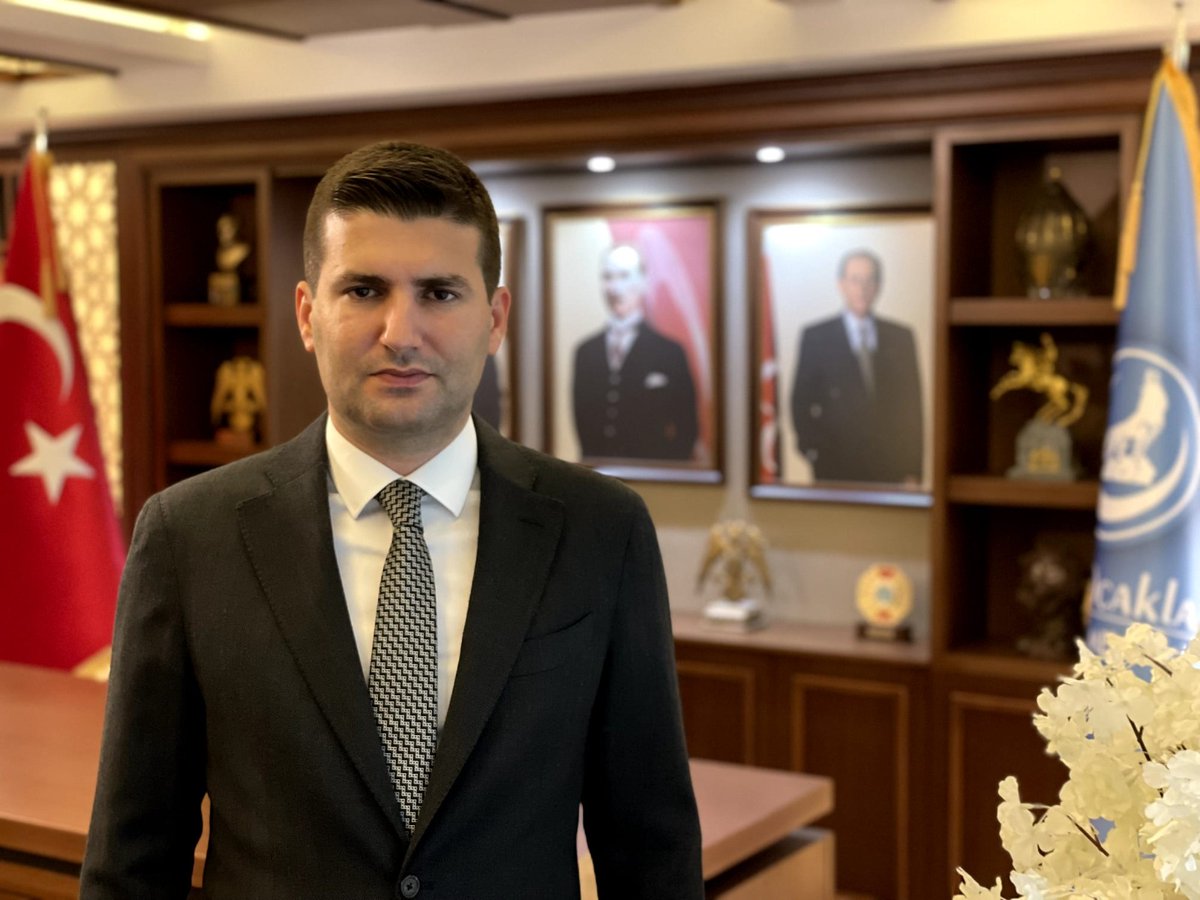 Ülkücü Hareket (@ulkucuresmitc) on Twitter photo SON DAKİKA | Ülkü Ocakları Genel Başkanı Ahmet Yiğit Yıldırım'dan bu akşam Türk gençliğine sosyal medya üzerinden anlamlı bir çağrı gelecek!
<a href="/ayyildirim1/">Ahmet Yiğit Yıldırım</a> <a href="/Ulku_Ocaklari/">Ülkü Ocakları</a> SON DAKİKA | Ülkü Ocakları Genel Başkanı Ahmet Yiğit Yıldırım'dan bu akşam Türk gençliğine sosyal medya üzerinden anlamlı bir çağrı gelecek!
<a href="/ayyildirim1/">Ahmet Yiğit Yıldırım</a> <a href="/Ulku_Ocaklari/">Ülkü Ocakları</a>
