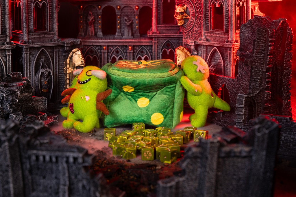 Baron Of Dice (@baronofdice) on Twitter photo I think these little guys found themselves in the wrong battle! 
Looking for an undeniably adorable way to transport your dice to your next game night? Need to become the envy of everyone in your local store? Roll up with a Baron of Dice plushie dice bag. I think these little guys found themselves in the wrong battle! 
Looking for an undeniably adorable way to transport your dice to your next game night? Need to become the envy of everyone in your local store? Roll up with a Baron of Dice plushie dice bag.