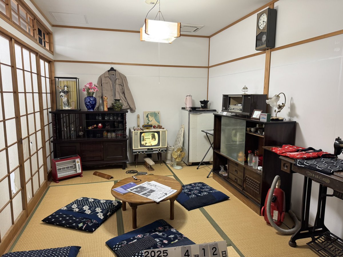 NBk52m's tweet photo. 軍艦島デジタルミュージアム
上陸ツアーだけではわからない部分までデジタル映像で見ることができて結構楽しい
特にVRは必見、損壊した島の内部に思わず声が出た
#旅行　#長崎 https://t.co/BWpVjpabbj