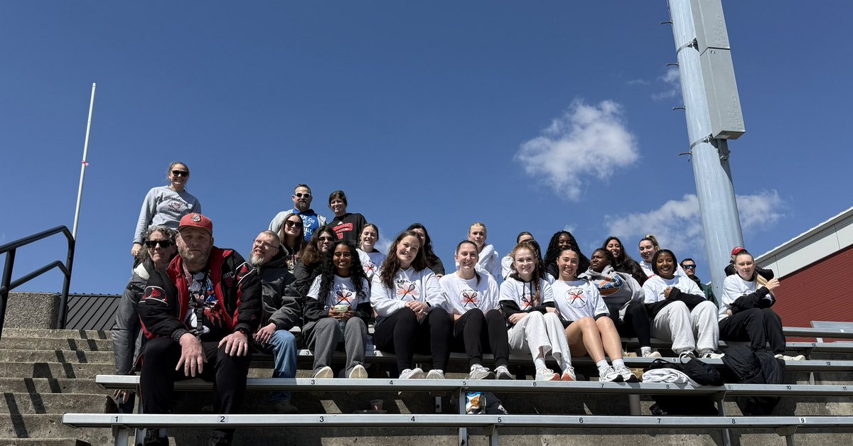 FamRicketts's tweet photo. @makricketts doing Makenna things bringing the spirit of @laxabled to the @wittenberg community! #GoBeyond https://t.co/SbHKEPVSus
