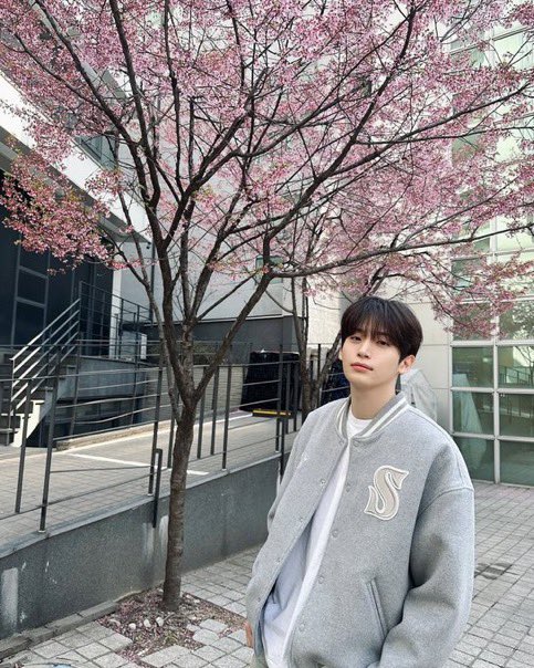 hihi25322's tweet photo. 트위터 미신 믿어봅니다...ㅠㅠ
5월에 크래비티 콘서트가 열린다면 #rt 한 사람들중 한분 덕자 5.0 드리겠습니다ㅠㅠㅠㅠ제발🥺
🍀🍀🍀🍀🍀🍀🍀🍀🍀🍀🍀🍀🍀🍀 https://t.co/o0WjibC8ar