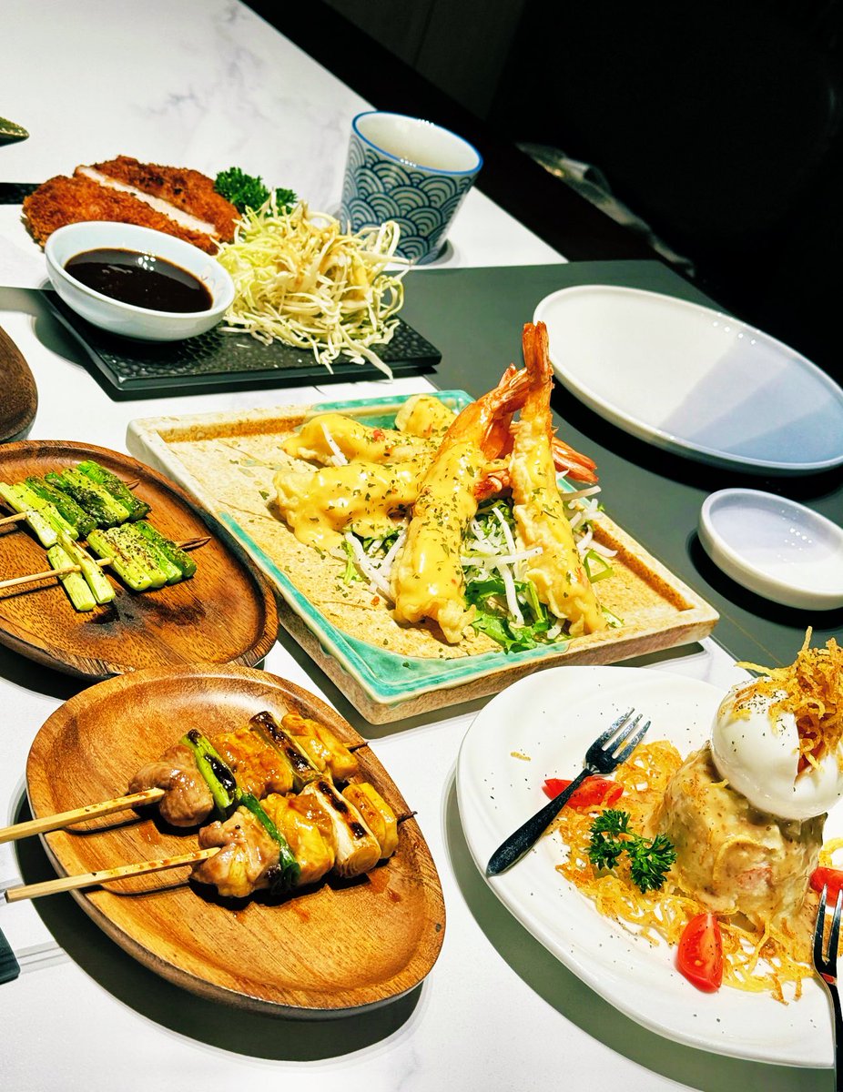 美食会上瘾哦❤️ #cabincrew #空姐 #交友 #空姐丝袜 #空姐制服 #丝袜 #金主 #高跟鞋 #黑丝美腿 #女王 #文爱 #颜值 #女神 #少妇 #土豪 #反差女 #调教 #字母 #ATM奴 #熟女 #绿帽 #人妻 #航空 #空姐原味 #甜心