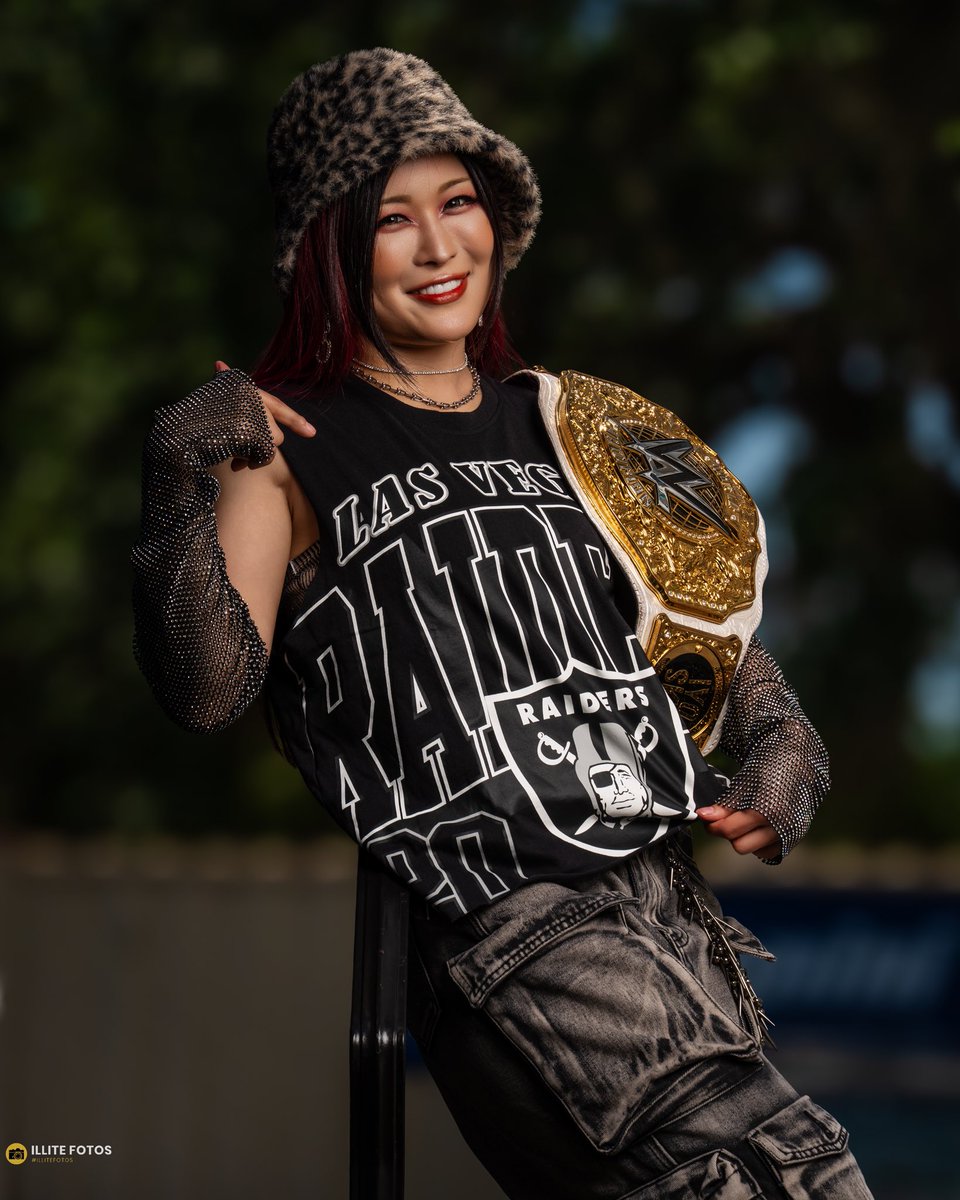 Iyo_SkyWWE's tweet photo. 7 days to go!!
#WrestleMania
Allegiant Stadium will be an unforgettable place for me!!🏟️✨
@AllegiantStadm @WrestleMania #LasVegas
📷@iLLite_Gaming https://t.co/lDBsbAUbLG