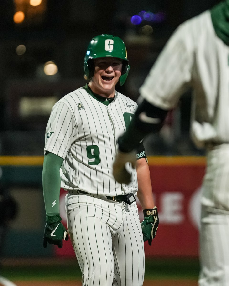 CLTStatsInfo's tweet image. With two home runs last night, @CharlotteBSB has homered in 15 consecutive games, matching the 2023 CUSA Championship Team's streak as the longest stretch of games with a home run in the last 25 years.
#GoldStandard ⛏️ x #9ATC