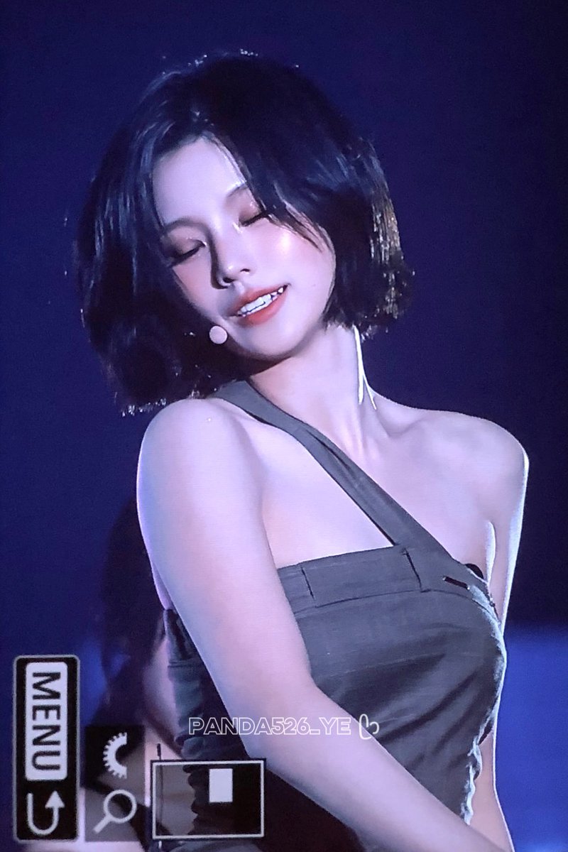 Panda526_YE's tweet photo. 250412  TGC ᥫᩣ 

🖤🖤🖤🖤🖤

#있지 #ITZY #예지 #YEJI https://t.co/TTAvnjS17D