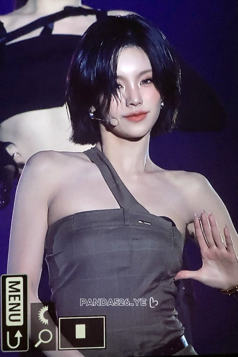 Panda526_YE's tweet photo. 250412  TGC ᥫᩣ 

🖤🖤🖤🖤🖤

#있지 #ITZY #예지 #YEJI https://t.co/TTAvnjS17D
