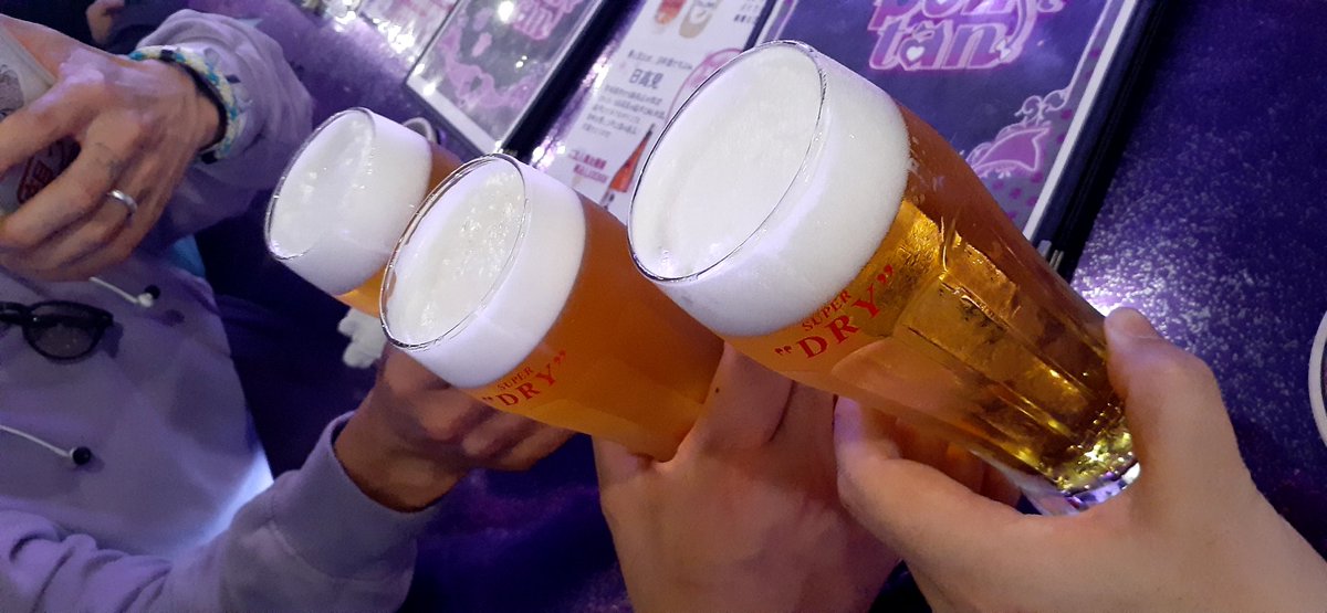 tousai's tweet photo. 通算19回目。

今回は飲み会終わりで　
たらこーんずで
せんじゅの元へ。

いきなりだったので
混んでいましたが…
お席　空けてくれて　ありがとう。

#ちゃる のCD聴いてくれたみたいで
嬉しかったし、 曲は　#NewGlow　が気に入ったみたいで　嬉しかったなぁ。 https://t.co/vwmW9e38ug