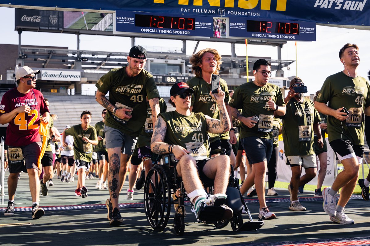pattillmanfnd's tweet photo. IN IT TOGETHER ❤️ #PatsRun2025 https://t.co/8jazXNrUq2