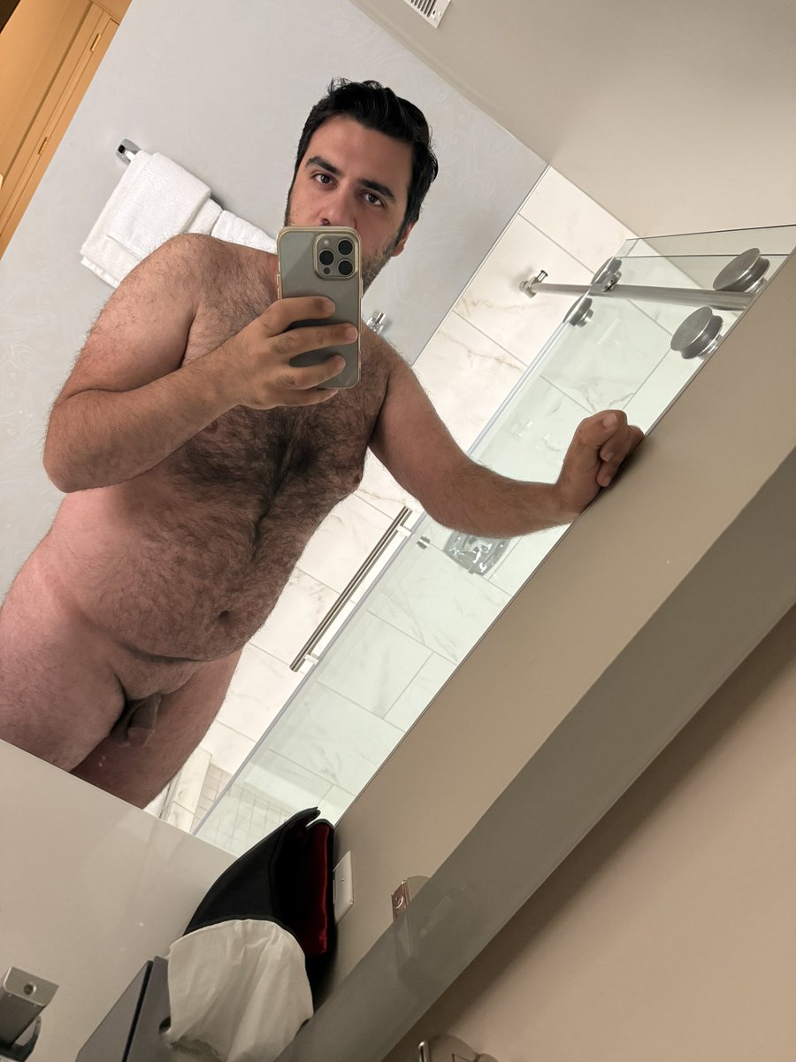 Archibearbottom's tweet photo. #Gay #LGBT #Gay_bear #Bearded_man #Hairy_chest #Hairy_Body 
@bearflix @Hairylo55550680 https://t.co/qfIt6IfOiP