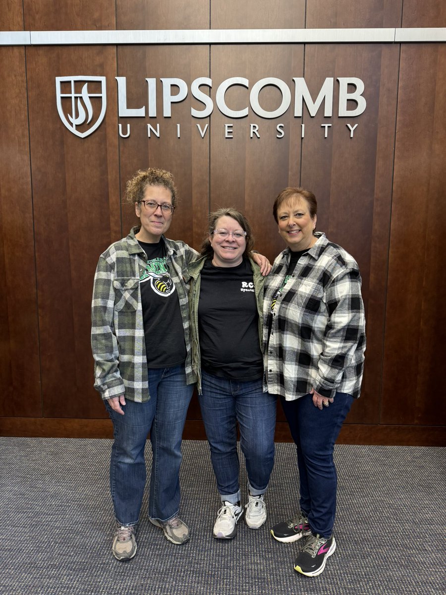 BES_SpunkySPED's tweet photo. BES Structured Setting team and our School Counselor repping at Lipscomb University’s Global Voices 2025! @BESboroHornets @BuzzingatBES https://t.co/9xBaU9WK0e