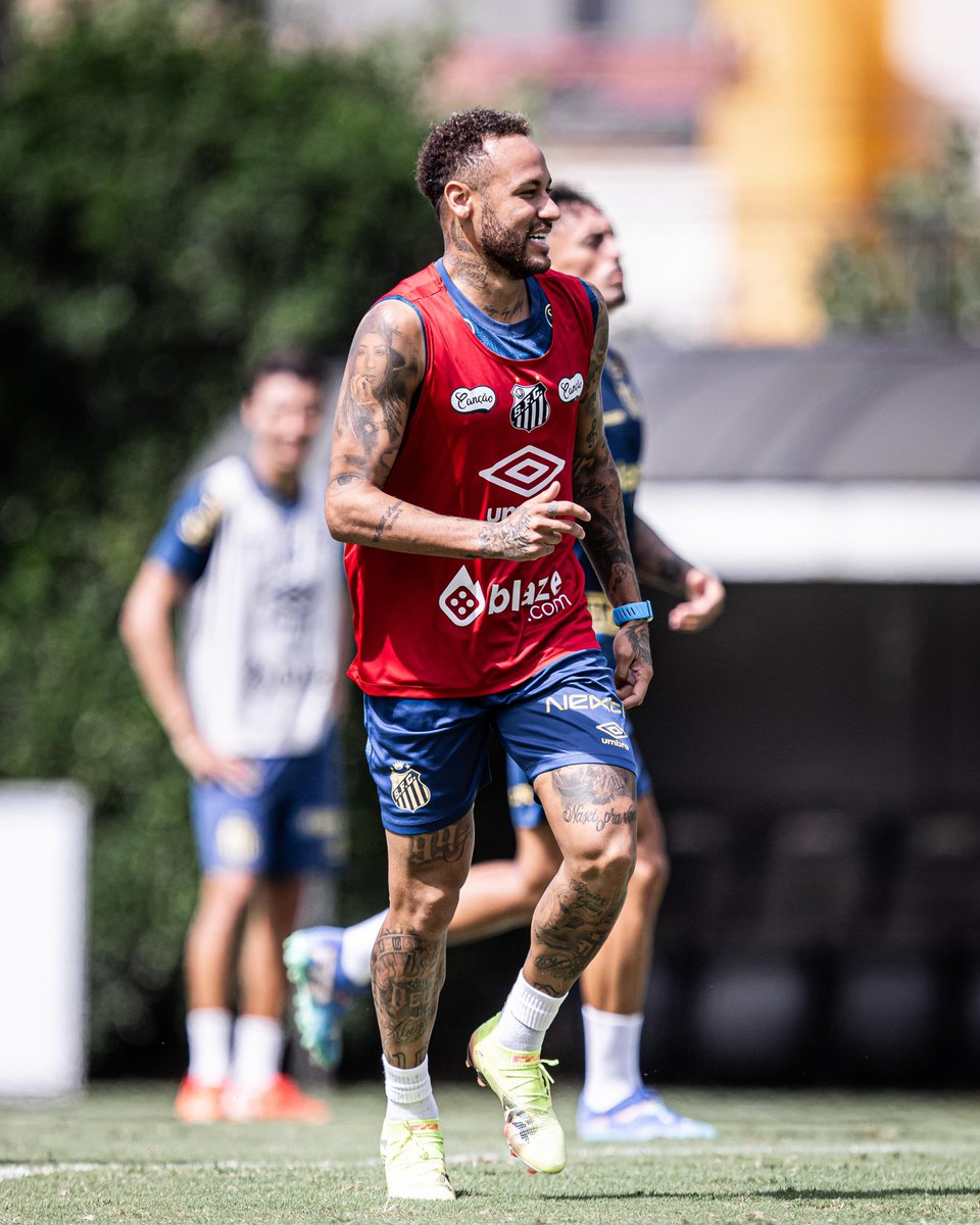 NeymarJrSite's tweet photo. Pronto para amanhã !
Ready for tomorrow !
#neymar #neymarjr #santosfc
📸 @raulbaretta / @SantosFC https://t.co/uLgcHFg26o