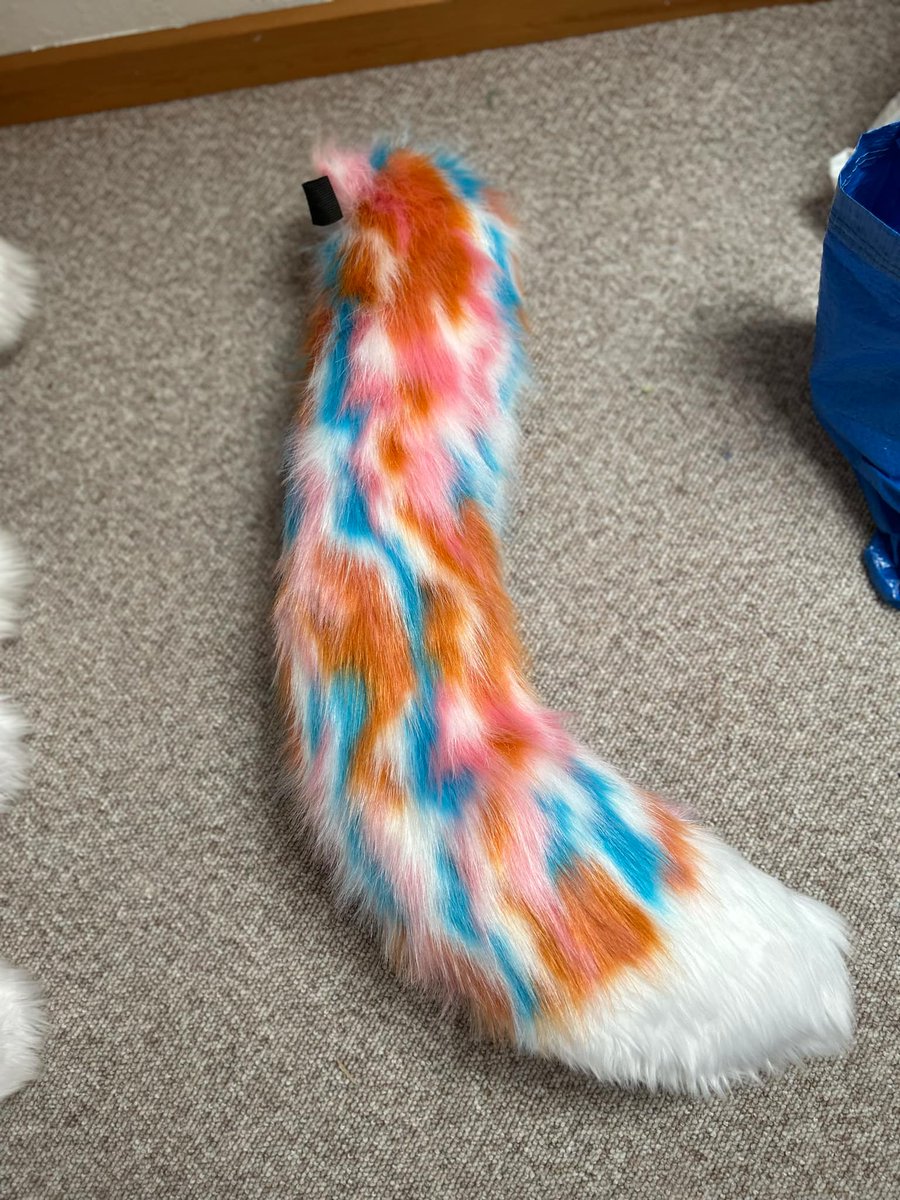 We got some beautifull tails for sale. 
Price : 100 € 
- cheapest shipping included. 

Dm if interested.