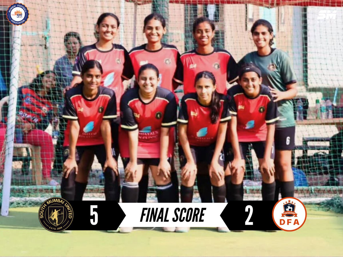 southmumbaiufc's tweet photo. Our girls came back in style vs Dsouza FA in their 2nd match of the Futsal Championship!
They take on Somaiya SC in their 3rd match tomorrow at 6 PM!
Do come & support our girls! 💥
#GoSMU ❤️🖤💛 #NeverGiveUp #BeTheChange #MumbaiGirlsFootball #IndianFootball https://t.co/JtapCycRip