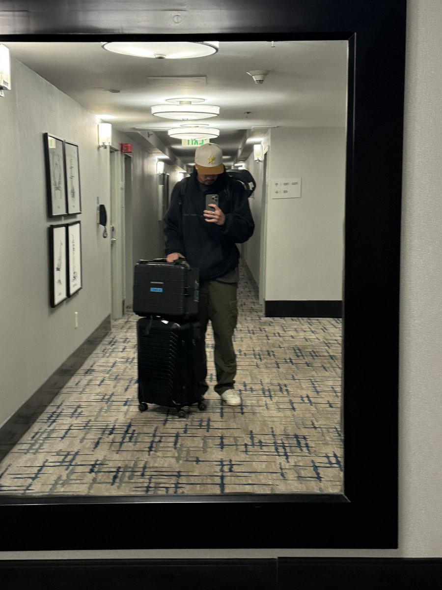 briowski's tweet photo. Sold out shows, early morning tv show appearances, average of 4 hours of sleep on a moving tour bus… but anything for a check right?? https://t.co/bdCFnhTmYj