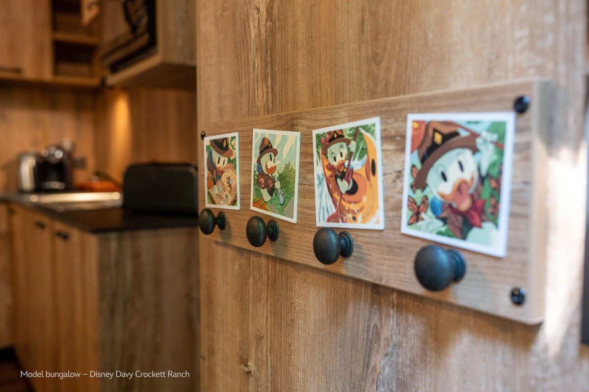 DTVANews's tweet photo. Inspired by both DuckTales and Carl Barks comics. The gradual replacement of the bungalows at Disney Davy Crockett Ranch continues. 

The new interior spaces will feature artwork of Donald Duck, Daisy Duck, together with the Junior Woodchucks.

#DuckTales https://t.co/sgHuuzR1I5