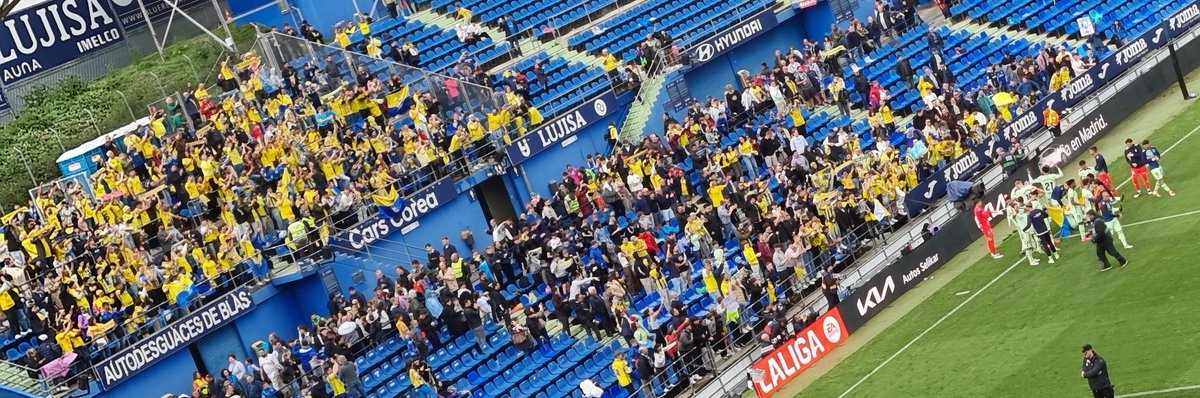 RuymanAlmeidaP's tweet image. 💛💙 #VamosLasPalmas #ArribaDEllos #NuncaCaminarásSola #GetafeLasPalmas @UDLP_Oficial #UnAmarilloNuncaSeRinde 💛💙