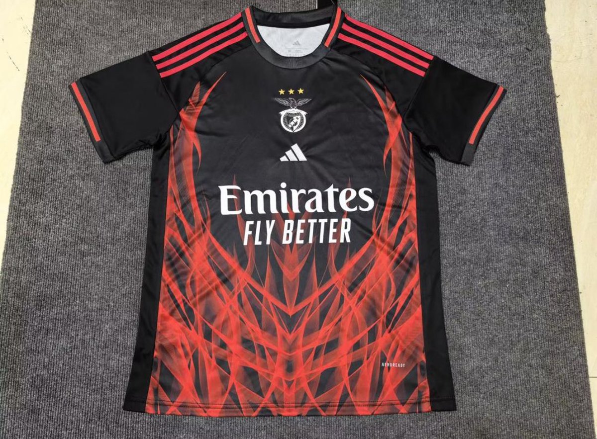 متجر كورتك tweet media