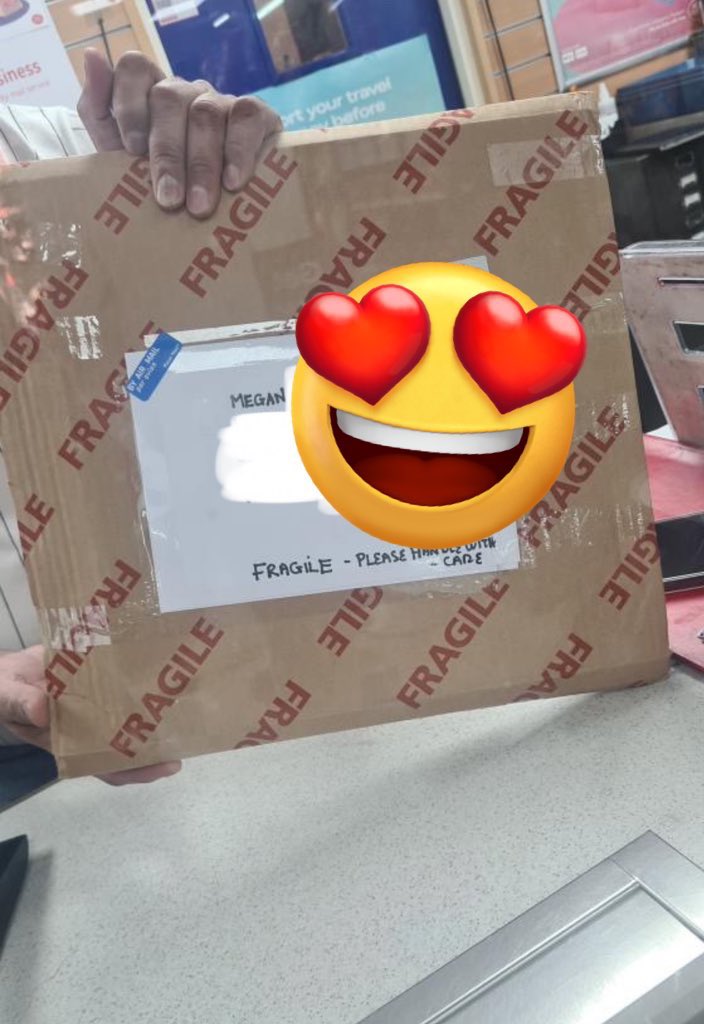 <a href="/MelanieCNews/">Melanie C News (fan account)</a> <a href="/MelanieCmusic/">Melanie C / Mel C</a> Me! Fellow fan in the UK got one for me this morning and it’s already on its way over here to me in the US. Can’t wait for it to arrive! 💗💗💗