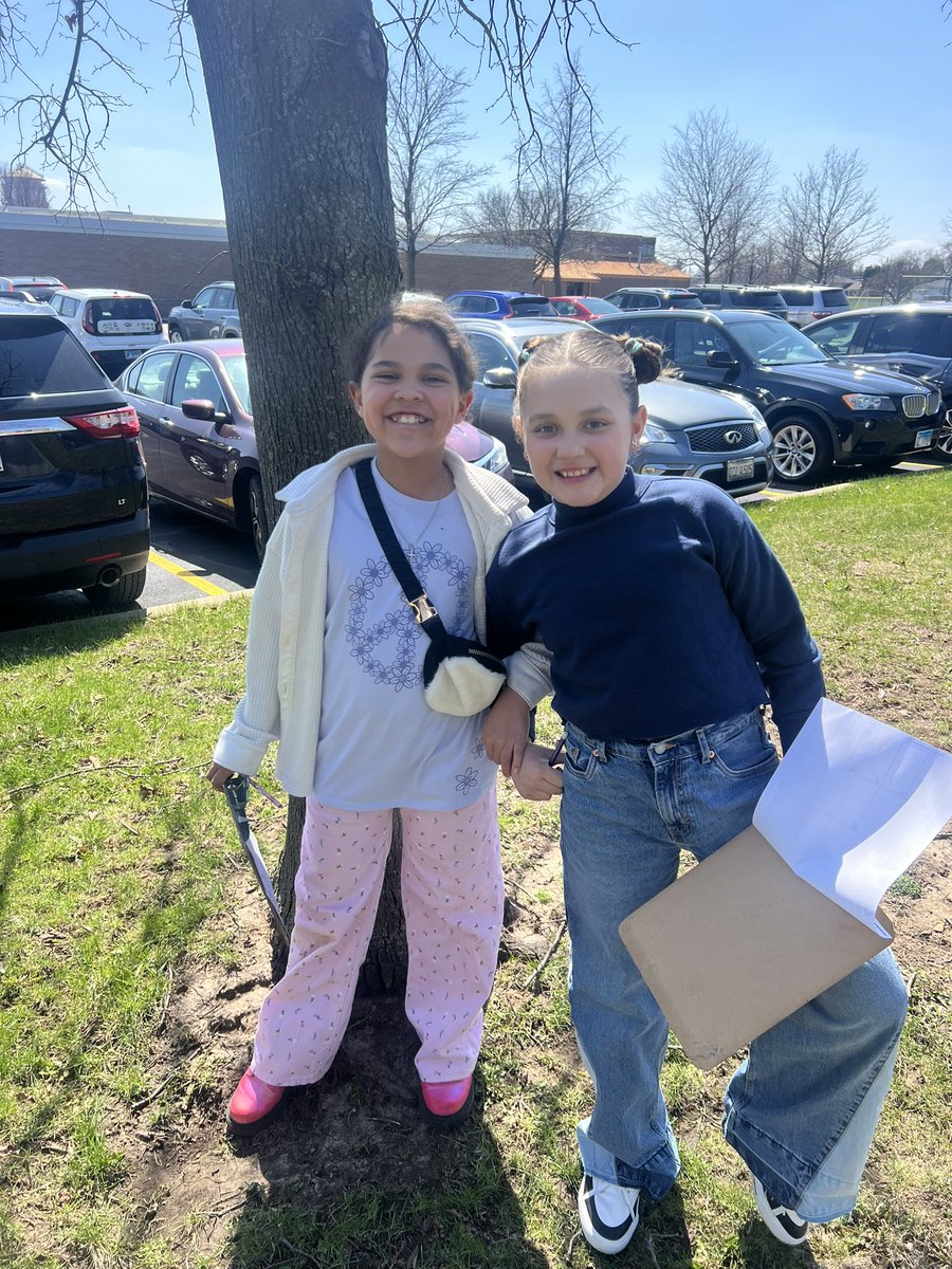 d61kirk's tweet photo. Had so much fun doing our math egg hunt with @d61geisler and her class! https://t.co/rlOhpOlceC