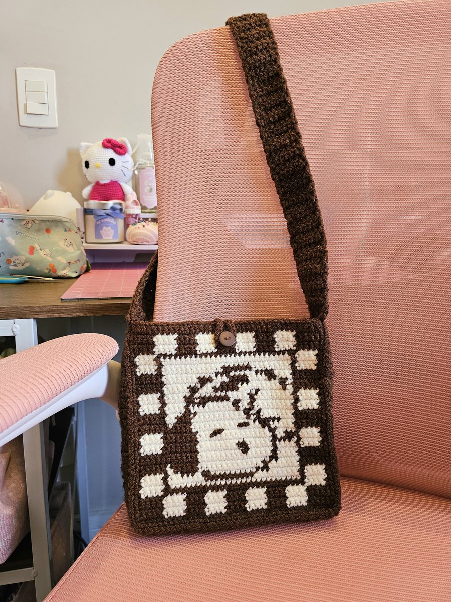 acidsaturn's tweet image. e a primeira bolsa q eu fiz *-*