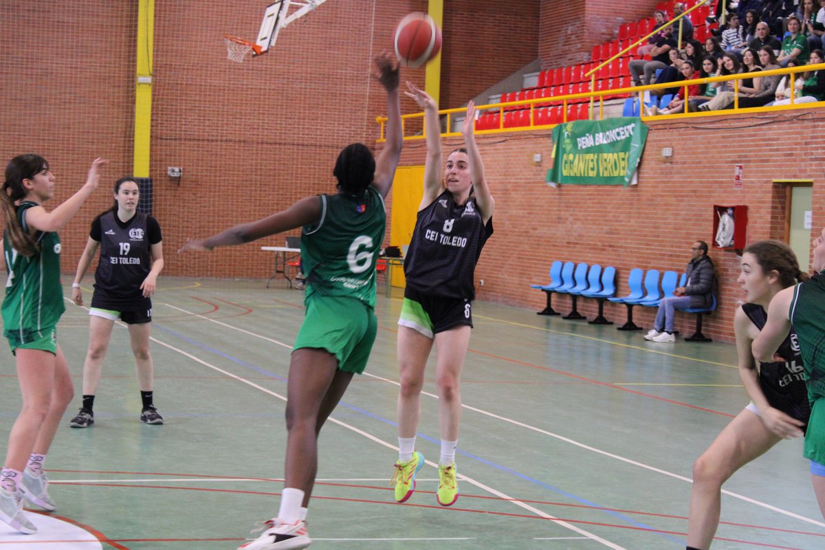 fbclm's tweet photo. #LigaUCLM🚺 | Final Q1 | Jornada 2
🏀 @BCriptana 22-14 @CEIToledo  
💻Streaming👇
https://t.co/OUe5JfgnYU
📊STATS by @SwishAllHoops
📸Flickr FBCLM
#PasionXBasketCLM https://t.co/6ruV1NdyHS