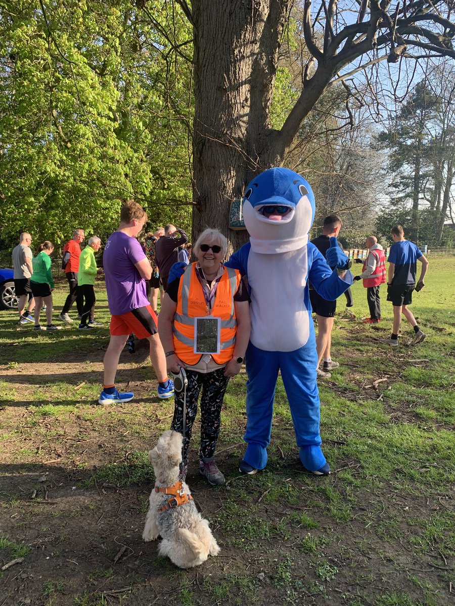 StanleyLakeland's tweet photo. Fab fun at #parkrun today Played with a pup Mum tailwalked met a dolphin #RunningForTheOcean #OceanRunning wasn’t sure at first then thought I’d better smile 😊 Volunteers got cake - thanks to the baker 😋 Mum chose sheep 🐑 one 🤣 #ThorpPerrowparkrun #loveparkrun #deliciouscake https://t.co/nrkcpYLgXA