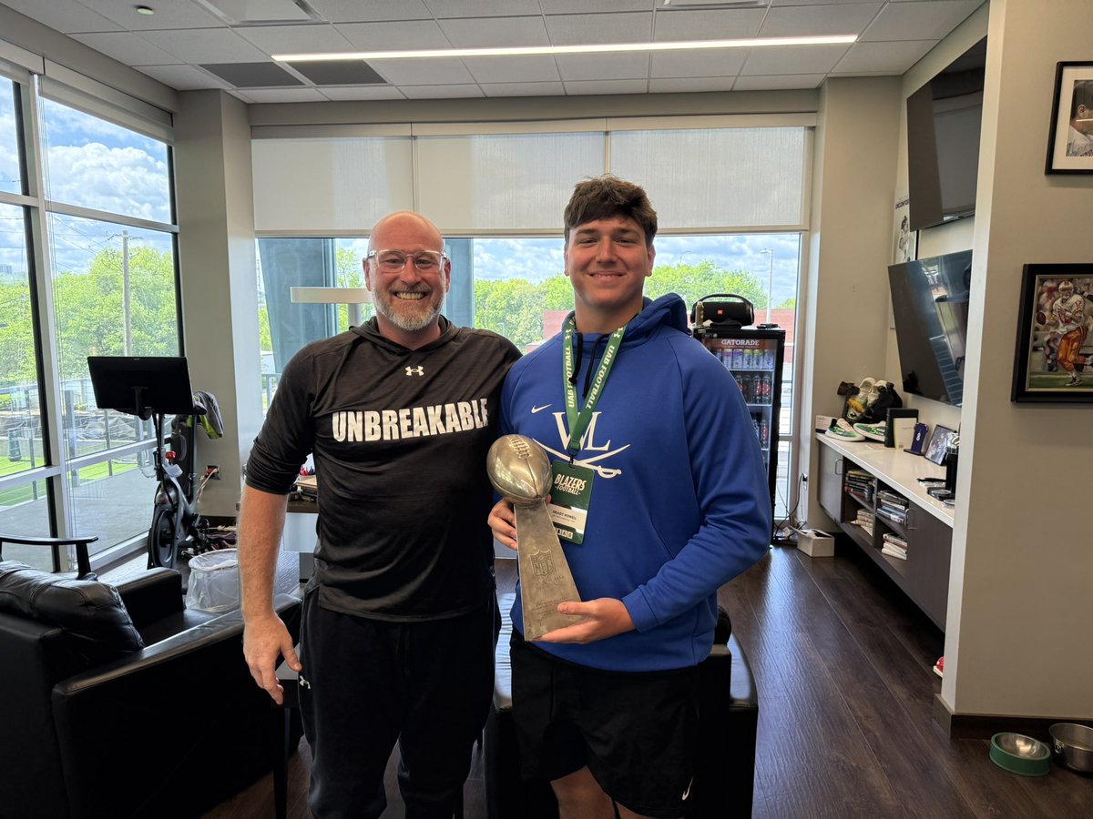 Grady Howell (@gradywhowell) on Twitter photo Had an absolutely amazing time at UAB Football yesterday! Loved the staff and the environment. <a href="/lino_lupinetti/">Lino Lupinetti</a> <a href="/BrendanDonovanX/">Brendan Donovan</a> <a href="/CarsenKapilovic/">Carsen Kapilovic</a> <a href="/CoachMMcCants/">Coach Matt McCants</a> <a href="/DilfersDimes/">Trent Dilfer</a> <a href="/RecruitGeorgia/">Recruit Georgia</a> <a href="/RustyMansell_/">Rusty Mansell</a> <a href="/ChadSimmons_/">ChadSimmons</a> <a href="/JeremyO_Johnson/">Jeremy Johnson</a> <a href="/coachGG72/">Gabe Gay</a> <a href="/CoachKipWL/">Kip Burdette</a> <a href="/WestHigh_FB/">West Laurens Football</a> Had an absolutely amazing time at UAB Football yesterday! Loved the staff and the environment. <a href="/lino_lupinetti/">Lino Lupinetti</a> <a href="/BrendanDonovanX/">Brendan Donovan</a> <a href="/CarsenKapilovic/">Carsen Kapilovic</a> <a href="/CoachMMcCants/">Coach Matt McCants</a> <a href="/DilfersDimes/">Trent Dilfer</a> <a href="/RecruitGeorgia/">Recruit Georgia</a> <a href="/RustyMansell_/">Rusty Mansell</a> <a href="/ChadSimmons_/">ChadSimmons</a> <a href="/JeremyO_Johnson/">Jeremy Johnson</a> <a href="/coachGG72/">Gabe Gay</a> <a href="/CoachKipWL/">Kip Burdette</a> <a href="/WestHigh_FB/">West Laurens Football</a>