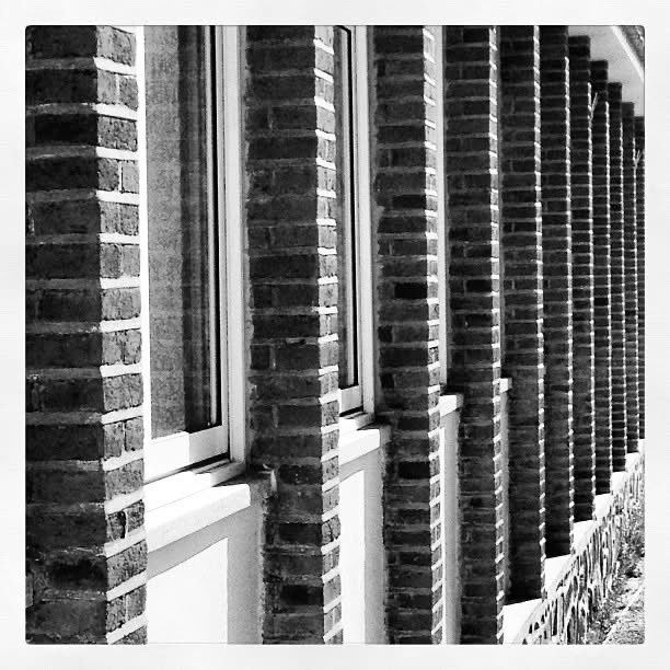 VoniatisC's tweet image. Lines #lines #buildinglines #building #buildings #cyprus  #nicosia #evrychou #school #schools #instatravel