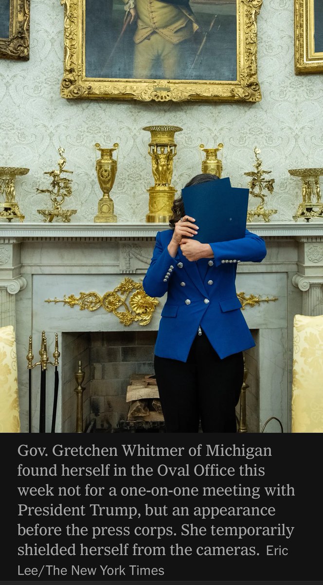 It's rare when you get a shot of the EXACT moment a politician's career ends, but there you go