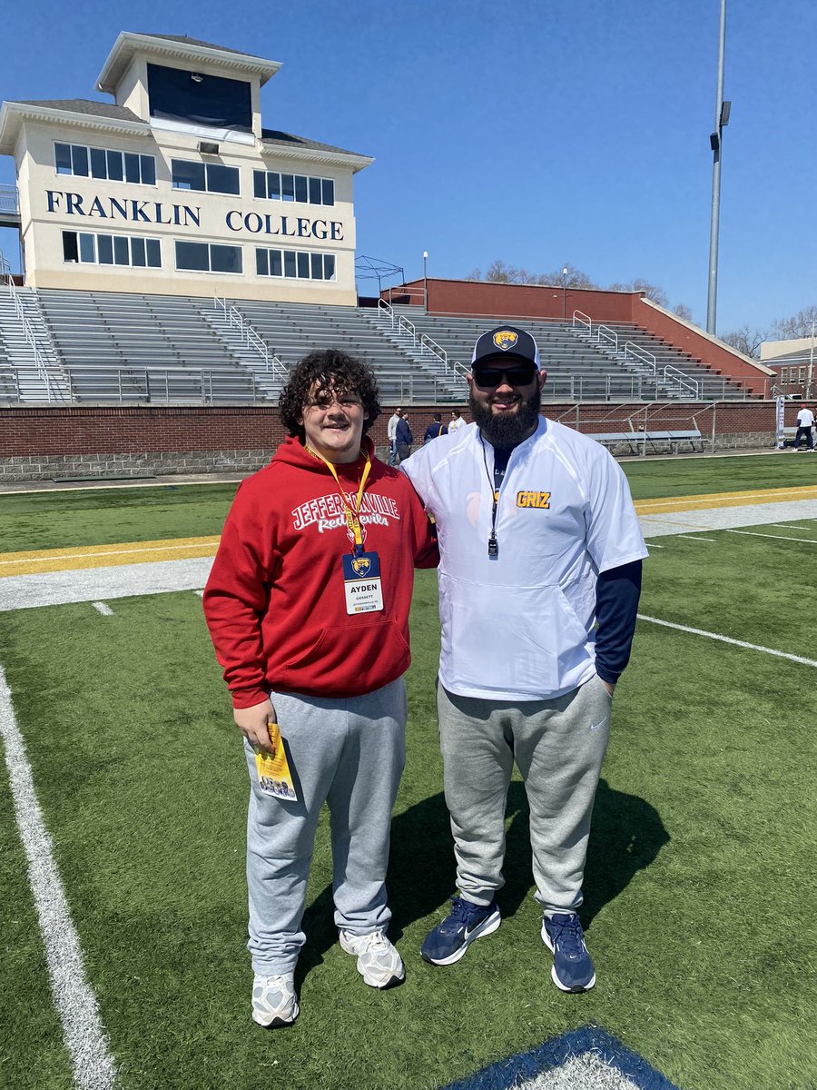 ayden_gossett's tweet photo. Had a great Junior day visit today at Franklin college. @CoachK_Ski @FCGrizFootball @ChampionsManual https://t.co/iv90Yx2FbA