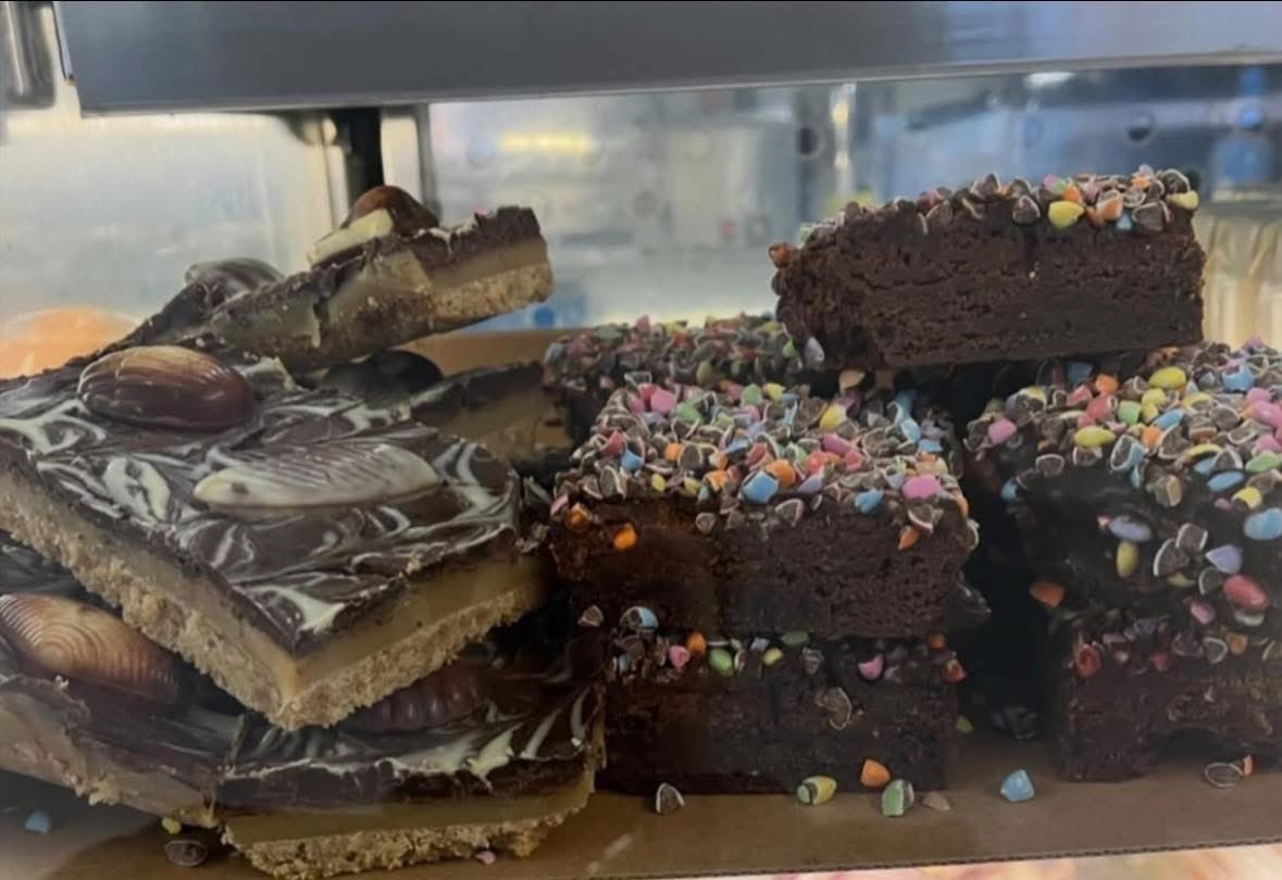 ToastCafea29500's tweet photo. Homemade cakes anyone?! 🍰 😋 https://t.co/2REC1Ingcx