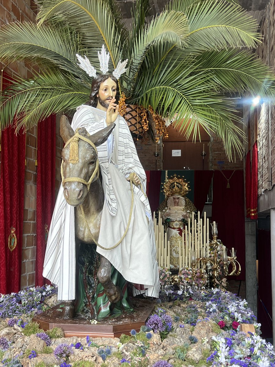 Hoy Jornada de Puertas abiertas para visitar a nuestros Sagrados Titulares en sus Tronos Procesionales a las vísperas de un nuevo Domingo de Ramos.

Horario
De 17:00 a 20:30 h

#DomingodeRamos #SemanaSanta2025 #PollinicaCampillos #campilloscofrade #Campillos #GraciayEsperanza