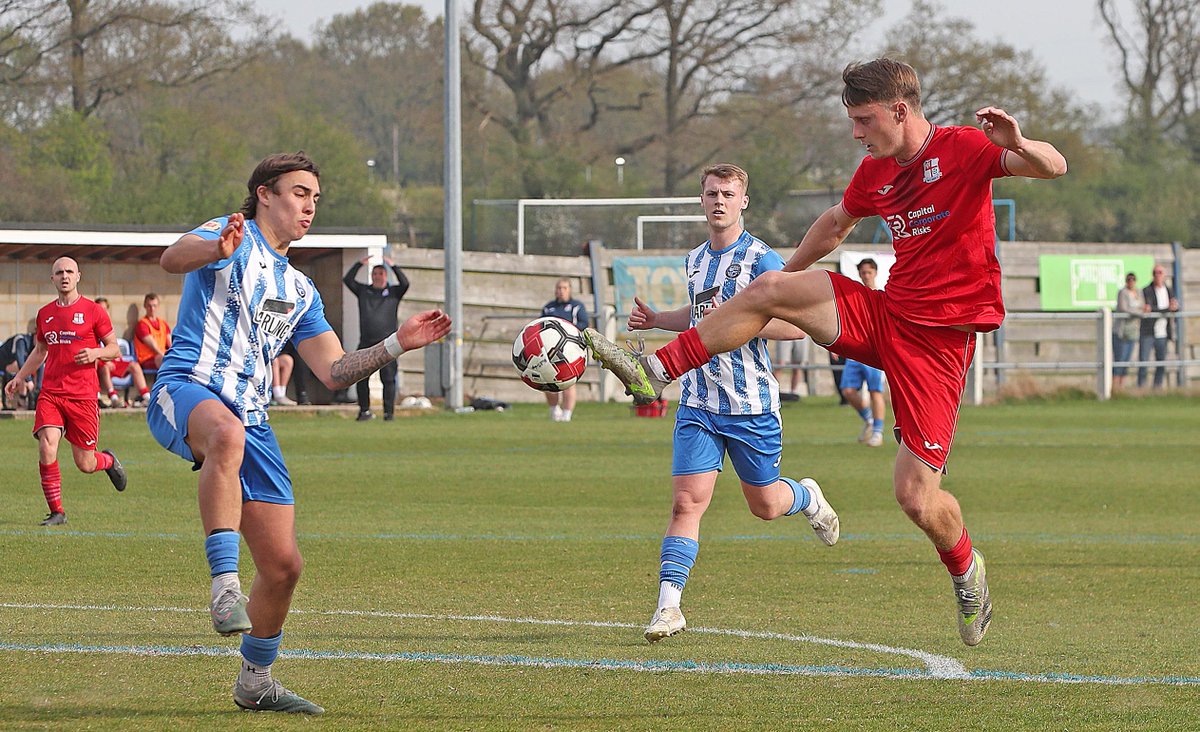 NickyHayesPhotos (@nickyhayesphoto) on Twitter photo An away day derby victory for <a href="/AaronBlox87/">Aaron bloxham</a>'s <a href="/EnsignOfficial/">White Ensign FC</a> with a 1-0 win at <a href="/HullbridgeFC/">Hullbridge Sports FC</a> this afternoon courtesy of a goal from <a href="/Taylorjacobi213/">Taylor jacobi</a> in the first half. More chances were created by both teams in an evenly contested match in the <a href="/EssexSenior/">Essex Senior League</a> <a href="/CJPhillips1982/">Chris Phillips</a> An away day derby victory for <a href="/AaronBlox87/">Aaron bloxham</a>'s <a href="/EnsignOfficial/">White Ensign FC</a> with a 1-0 win at <a href="/HullbridgeFC/">Hullbridge Sports FC</a> this afternoon courtesy of a goal from <a href="/Taylorjacobi213/">Taylor jacobi</a> in the first half. More chances were created by both teams in an evenly contested match in the <a href="/EssexSenior/">Essex Senior League</a> <a href="/CJPhillips1982/">Chris Phillips</a>