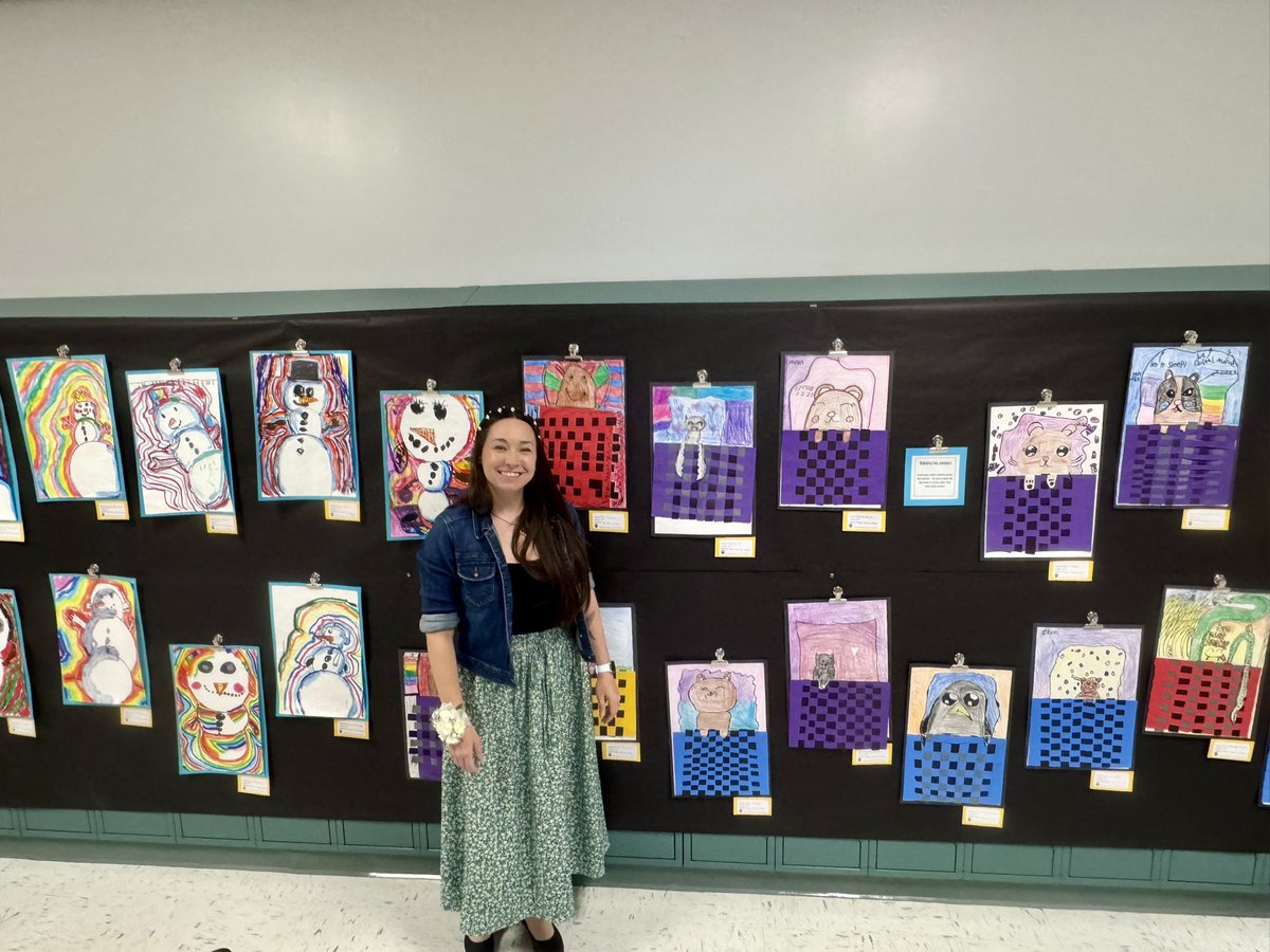 Look at all of this fabulous artwork our Wildcats made. Thank you Mrs. Hupman for this incredible display! Come to Colonial Forge HS and check it out all weekend 11-4pm. #EmpoweredToSucceed <a href="/SCPS_FPA/">SCPSArts</a>