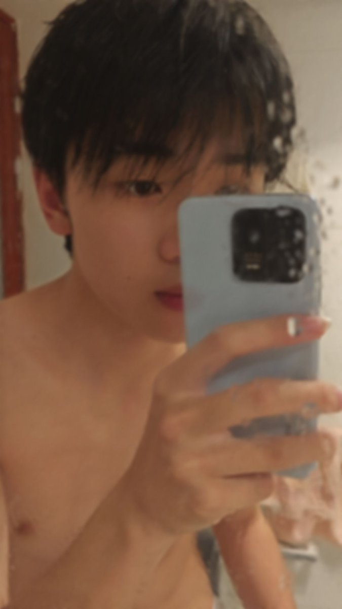 aaaa38183359's tweet photo. 累😩 https://t.co/jcoRnMvw6f