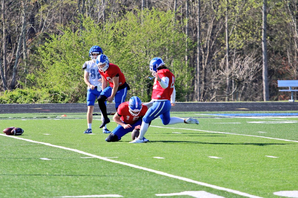 Greatest day for practice ‼️
<a href="/LWC_Football/">LWC Football</a> #lwc #EAT #1and0