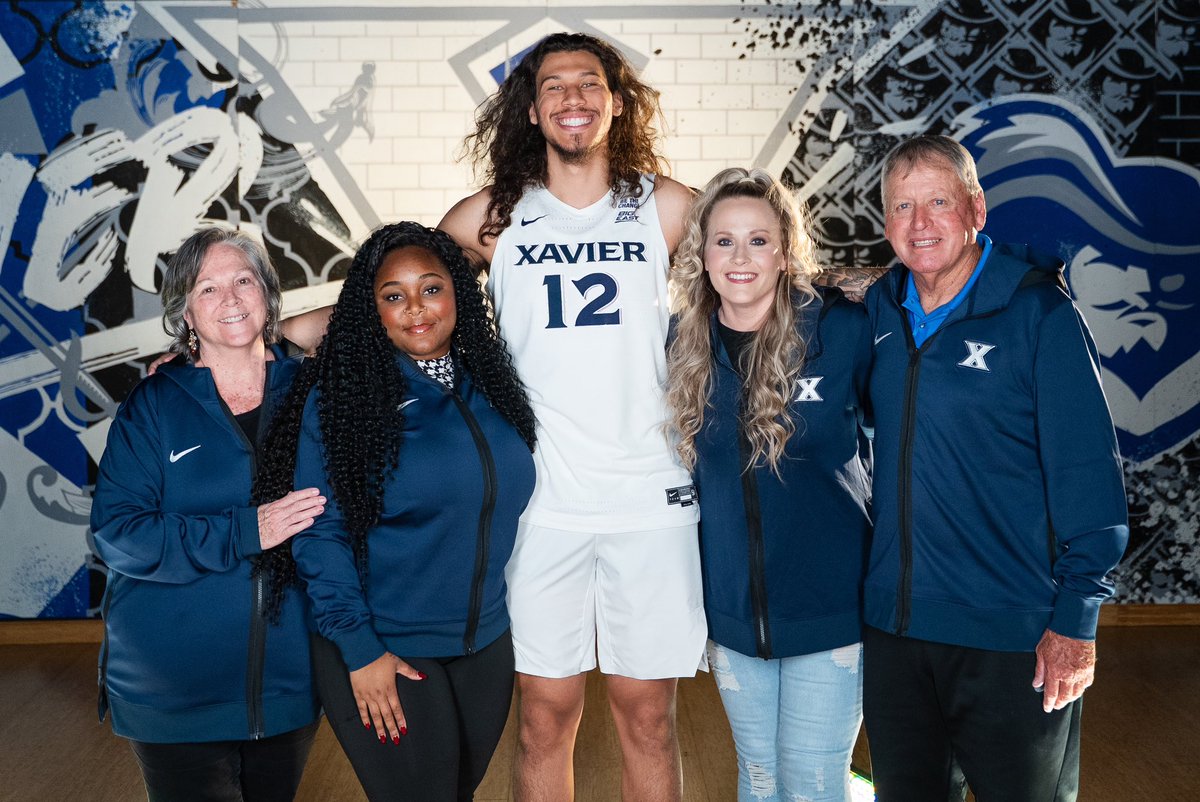 Breaking: FAU Transfer F Tre Carroll has committed to Xavier!

“I'm absolutely fired up for this next chapter, I’ve never been this excited to commit somewhere. Go Musketeers!"