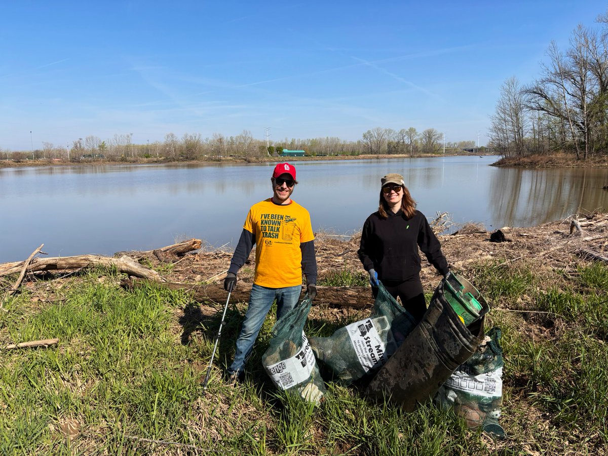 CaptainRaoul's tweet image. 9 full bags of trash removed left our bodies tired but our souls refreshed. It’s an annual event the second weekend of April if anyone wants to join us next year for the #ConfluenceTrashBash