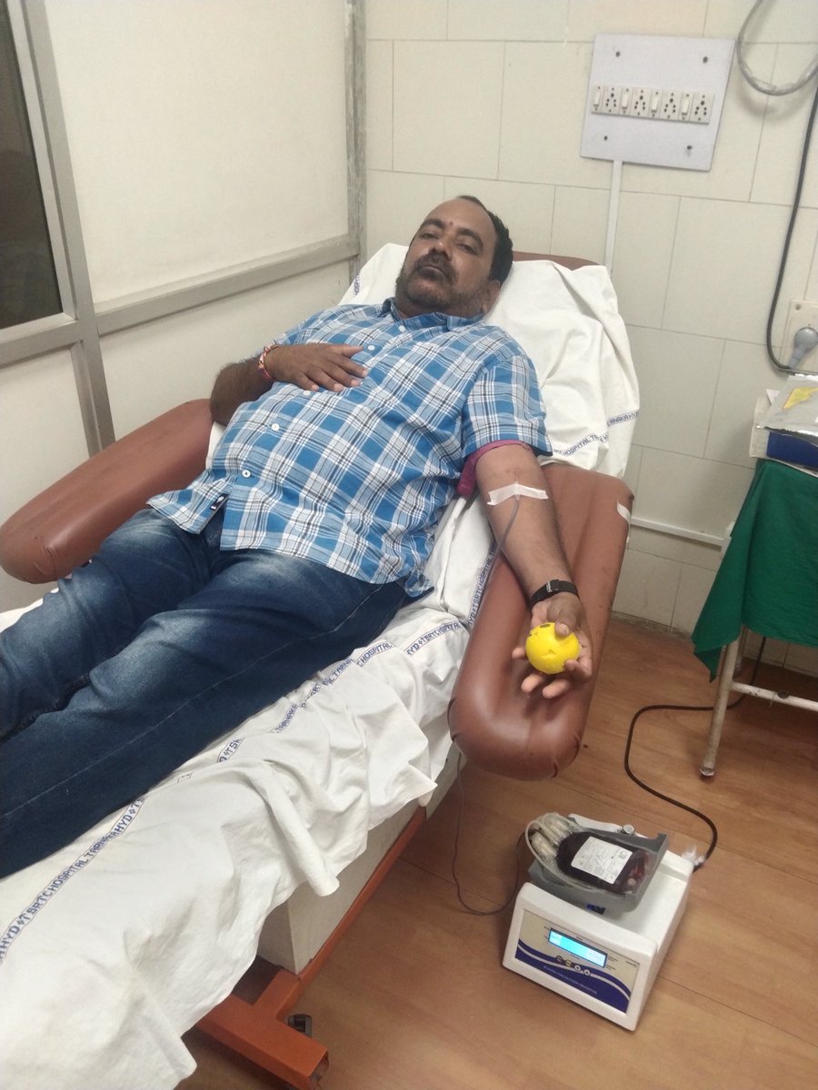 TVkrishna1983's tweet photo. 18th time Blood Donated  @hydblooddonors 
@KChiruTweets https://t.co/t894JhBCzk