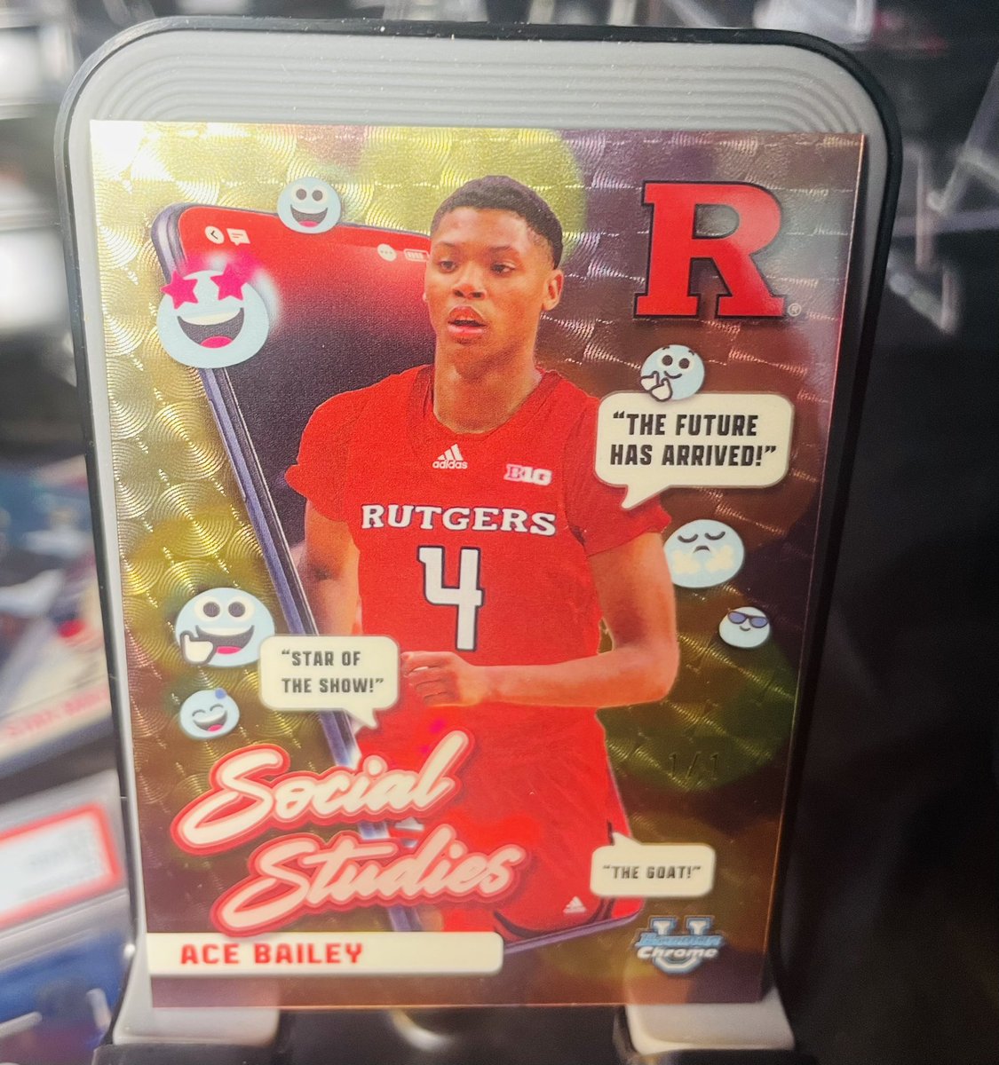 NathanHeady1's tweet photo. @CardPurchaser @Topps So I Hit a Superfractor 1/1 of one of the top chases in Bowman U and this is what the back looks like?! This is not acceptable! How do we fix this? https://t.co/0EHabRwZ2U