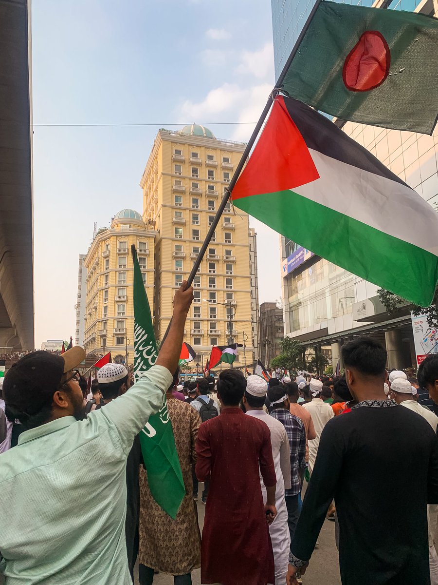 iffat_sifat's tweet photo. "From the river, to the sea
Palestine will be free."
#MarchForGaza 
#StopGenocideInGaza
#SaveMuslim https://t.co/1fHn6HaWQD