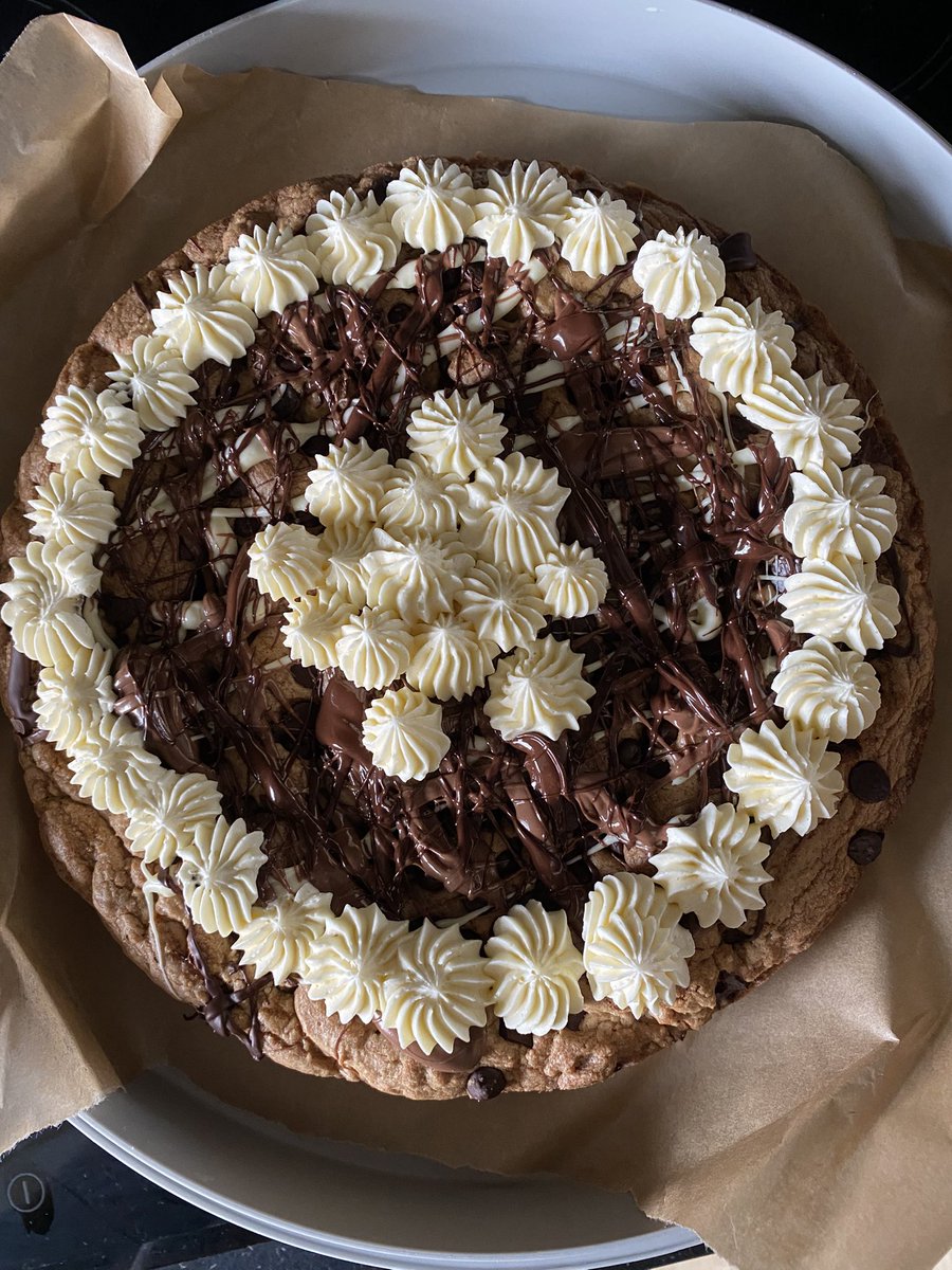 Giant 9 inch cookie made using <a href="/janespatisserie/">Jane’s Patisserie ❤️🍰</a> birthday cookie!