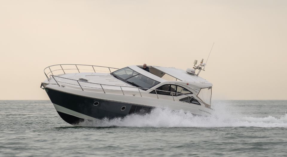 Have a look at the Windy 46 Chinook, HAVILDAR II. She has had a price reduction. Asking £649,950 VAT paid. Lying Lymington, Hampshire, UK. berthoninternational.com/yacht-sales-br… #motoryacht #yachtforsale #yachting #yachtbroker