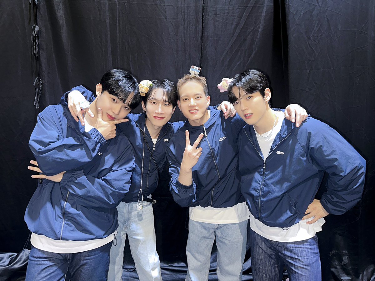 BTOBCOMPANY's tweet photo. [📂]

📂 B:CHIVE
└📁  250412 BTOB FAN-CON  【3,2,1 GO! MELympic】 in TAIPEI

뗄레야 뗄 수 없는 사이가 있다면 그건
【비투비 ❤︎ 멜로디】

함께해 준 우리 멜로디 ‼️
같이 노래하고 행복했던 만큼
오늘 이 순간이 영원히 기억되길 바라며 🩵

#비투비 #BTOB
#321GO_MELympic 
#서은광 #SEOEUNKWANG
#이민혁 #LEEMINHYUK
#임현식 #LIMHYUNSIK
#프니엘 #PENIEL