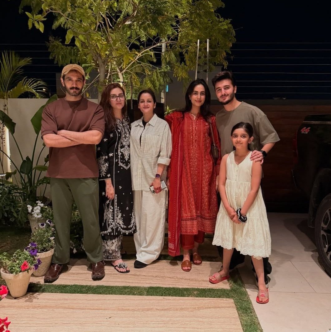 Just Manifested it yesterday 🤧♥️
Wajju’s home is so pretty MashAllah 
Lovely plants 🪴 
horticulture expert hire krna kam aya 
#WahajAli